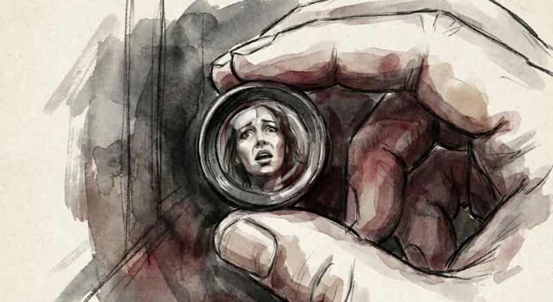 A Psicologia de Patrick Jane - Ilustração em aquarela estilo esboço policial de uma mão segurando uma pequena lente de câmera, onde se vê o reflexo do rosto assustado da assassina no episódio Ladies in Red de O Mentalista.